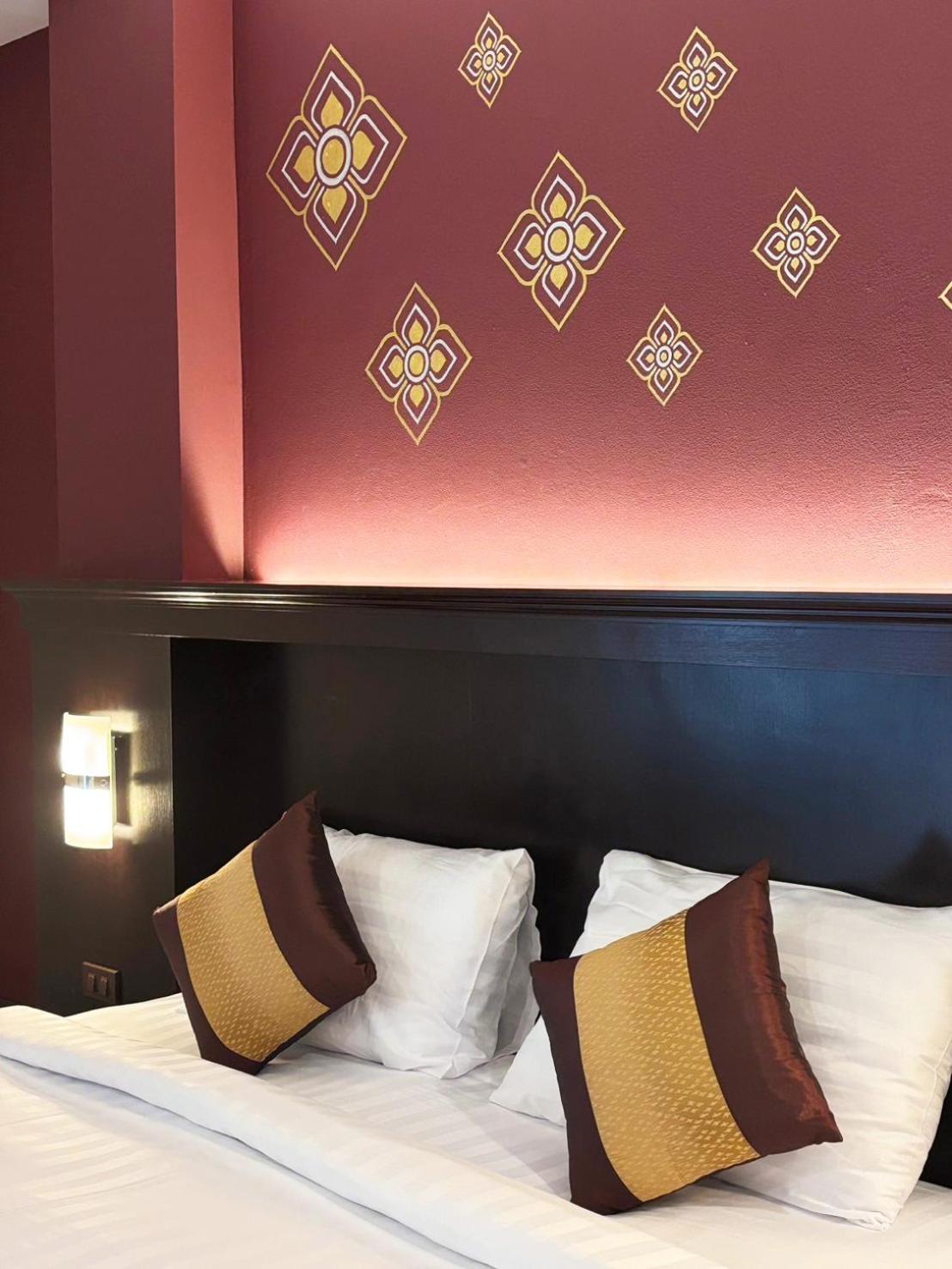 Patra Phrasing Boutique Hotel Чиангмай Екстериор снимка
