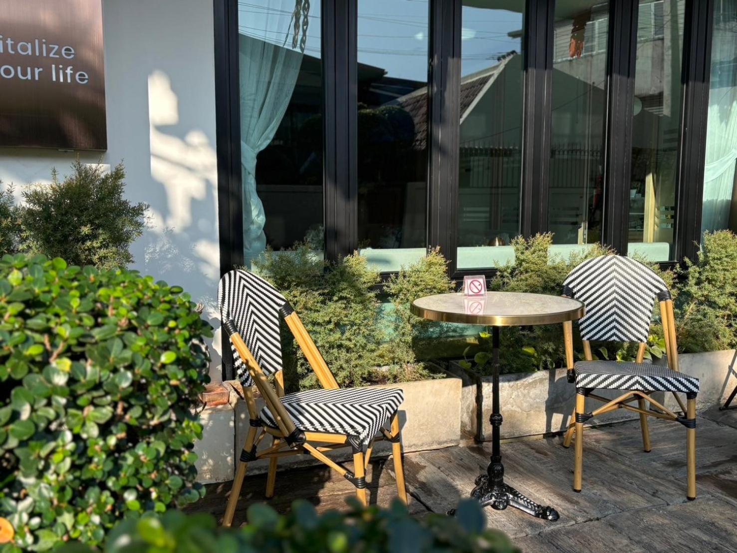Patra Phrasing Boutique Hotel Чиангмай Екстериор снимка