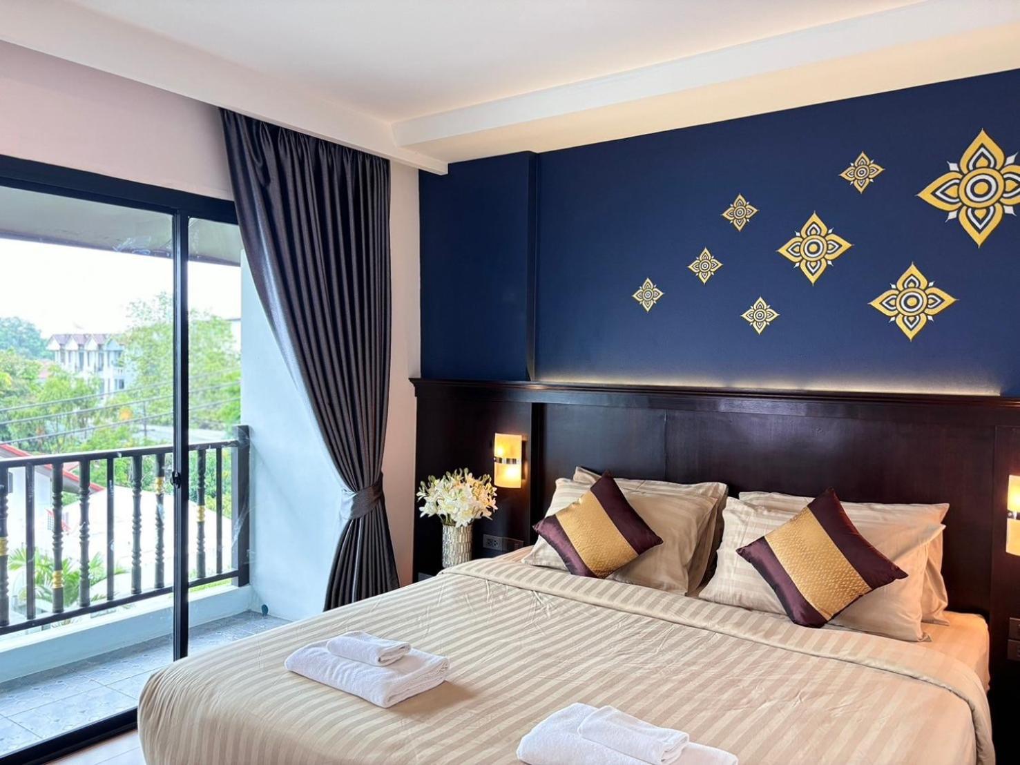 Patra Phrasing Boutique Hotel Чиангмай Екстериор снимка