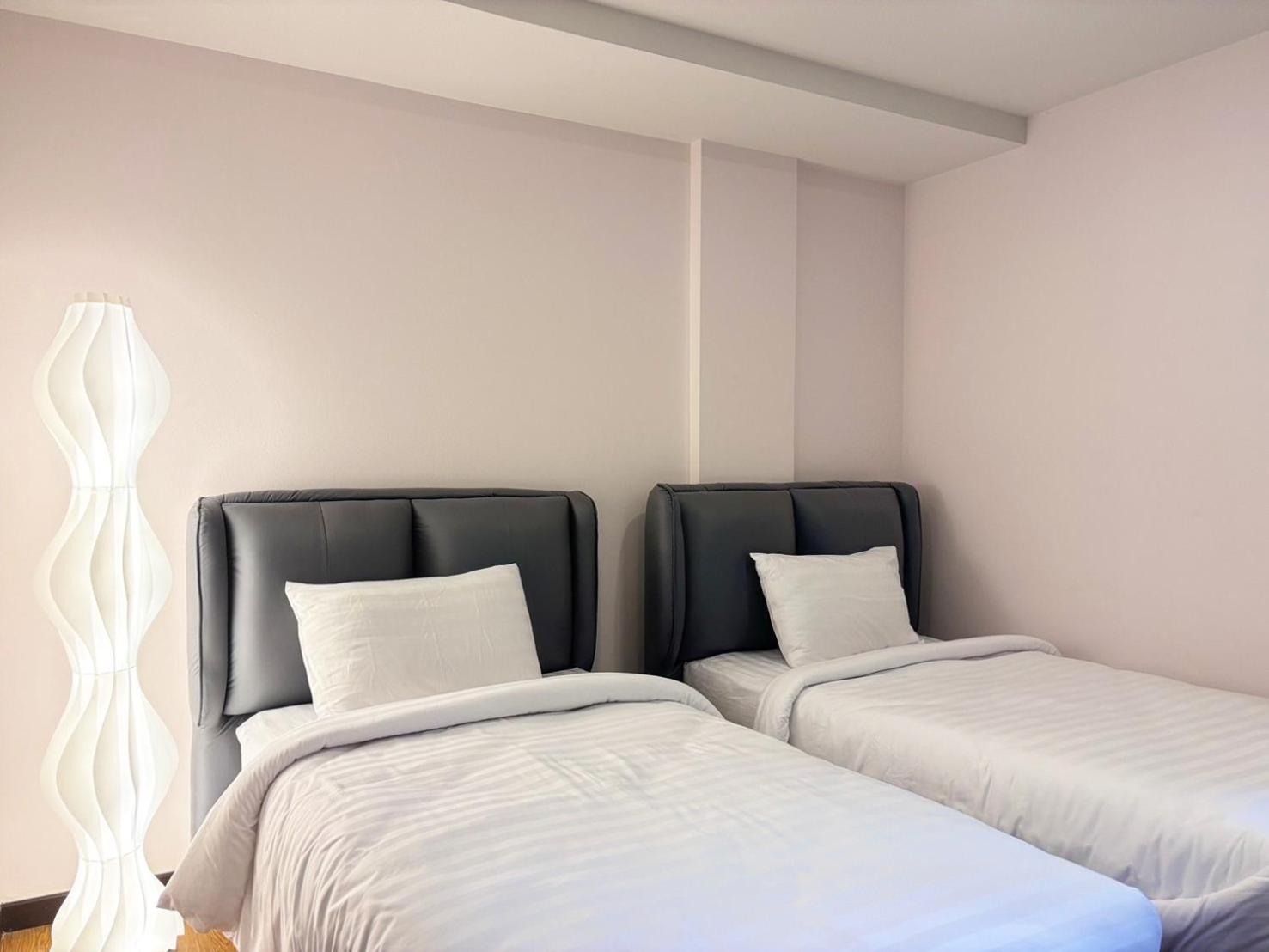 Patra Phrasing Boutique Hotel Чиангмай Екстериор снимка