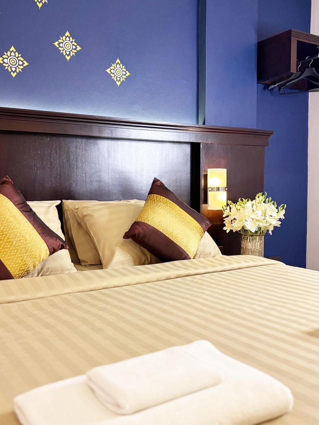 Patra Phrasing Boutique Hotel Чиангмай Екстериор снимка