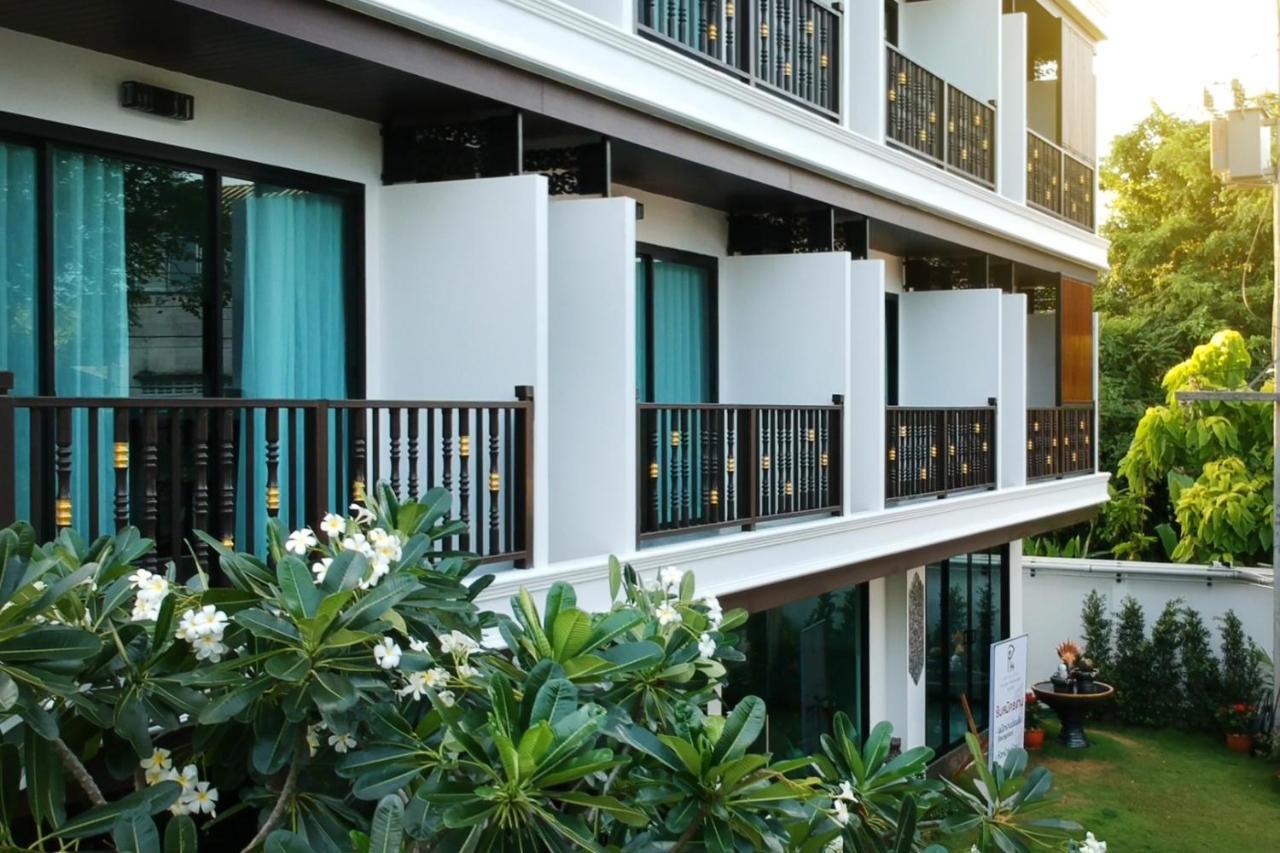 Patra Phrasing Boutique Hotel Чиангмай Екстериор снимка